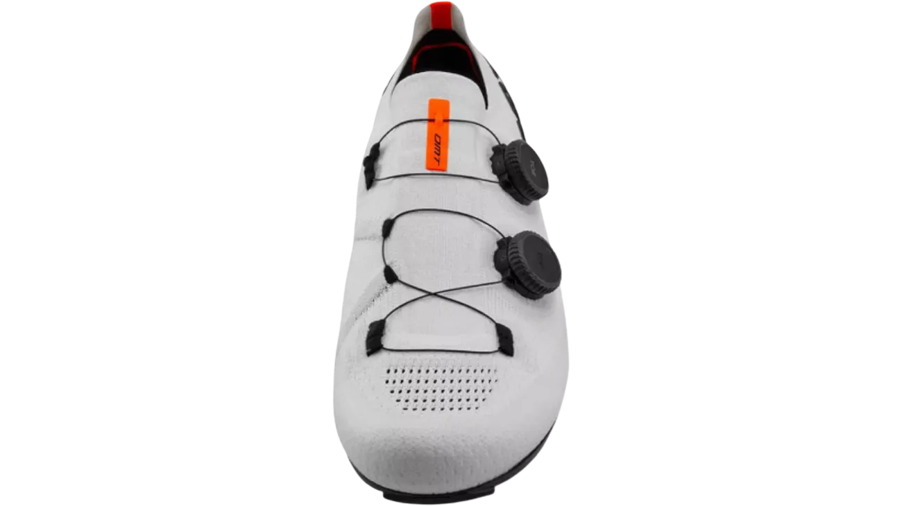 Chaussures Route DMT KR0 Blanc | 3D Knit, Double BOA® Li2, Semelle Carbone SL | Les Équipiers