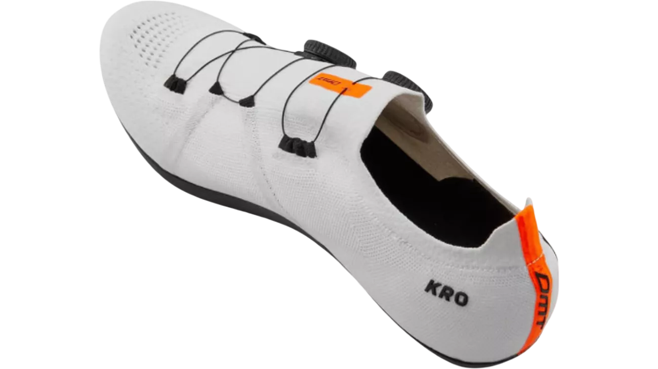 Chaussures Route DMT KR0 Blanc | 3D Knit, Double BOA® Li2, Semelle Carbone SL | Les Équipiers