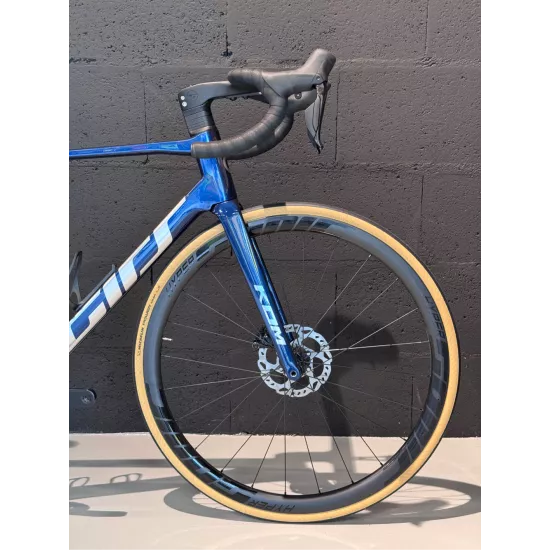 Girs KOM Shimano 105 Di2 - Montage à la carte | Les Équipiers