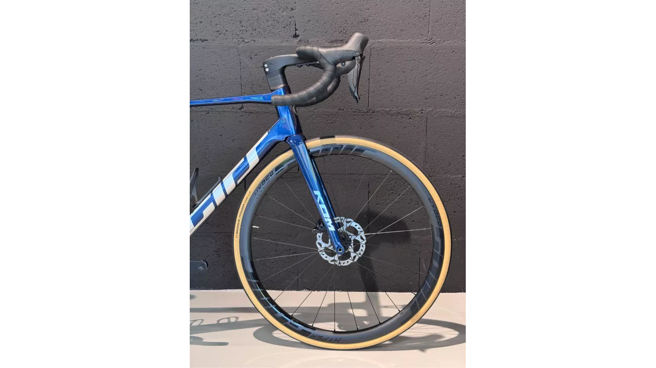 Girs KOM Shimano 105 Di2 - Montage à la carte | Les Équipiers