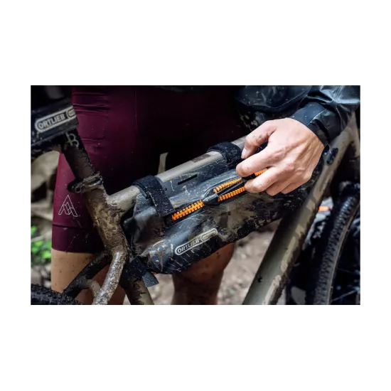 Sacoche de Cadre Étanche Ortlieb Frame-Pack Toptube 4L | LesEquipiers.cc