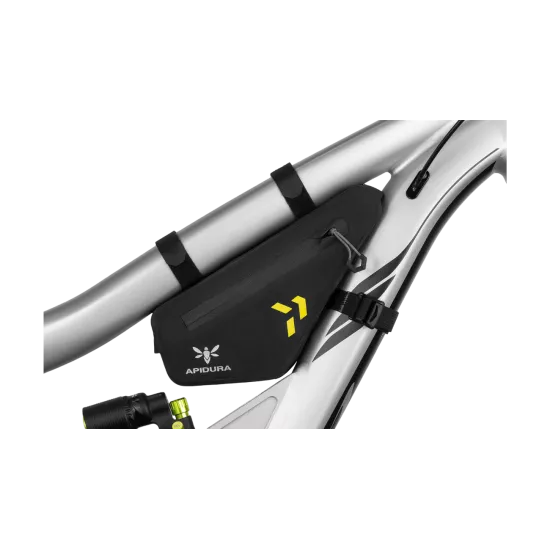 Sacoche de cadre Apidura Backcountry Frame Pack 1L - VTT, étanche 100 g | LesEquipiers.cc