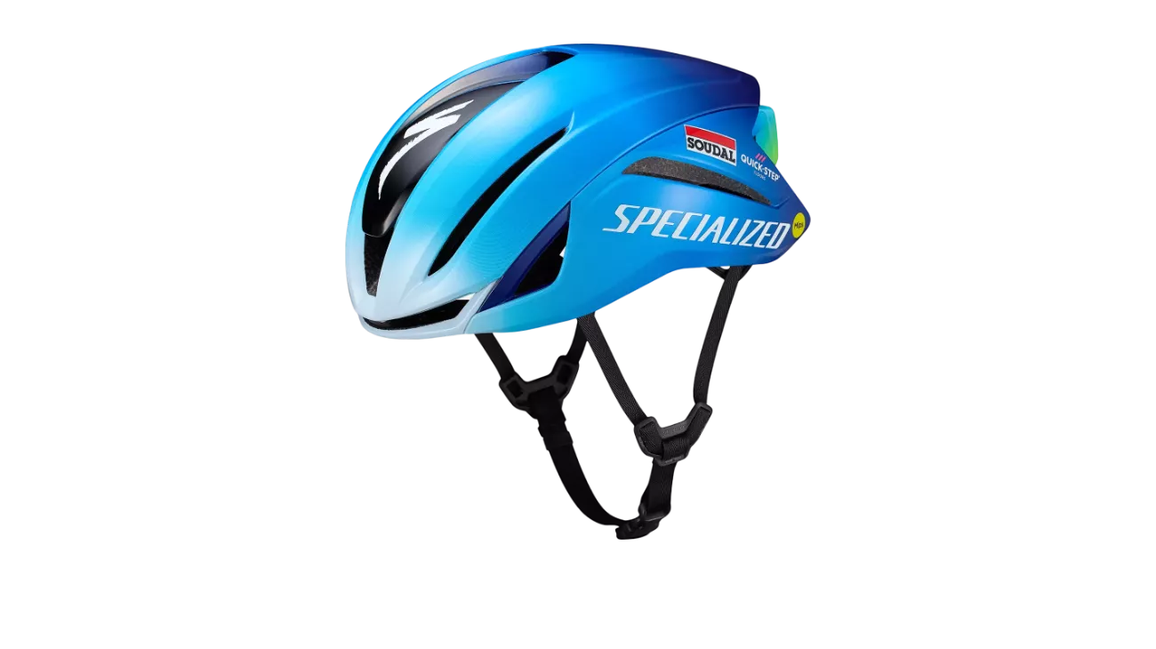 EVADE 4 TEAM REPLICA