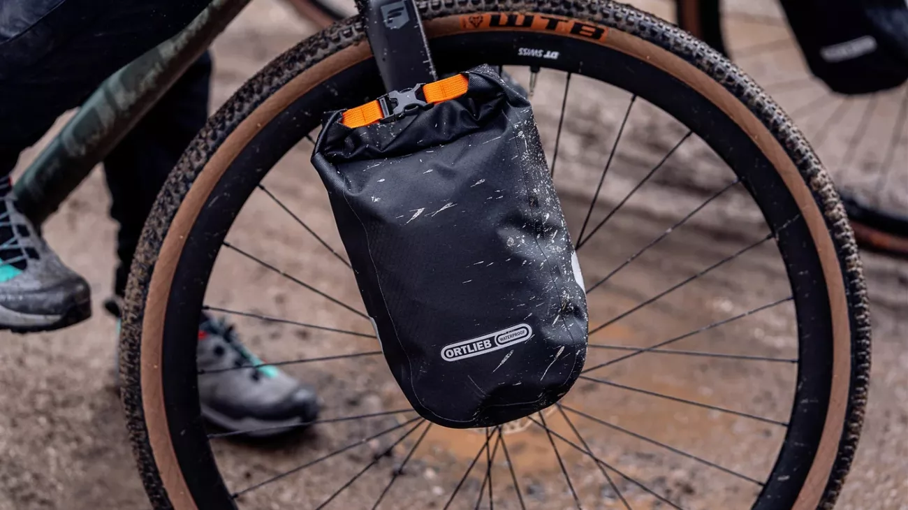Sacoche de fourche Ortlieb Fork-Pack 4,1L Noir - Bikepacking | LesEquipiers.cc