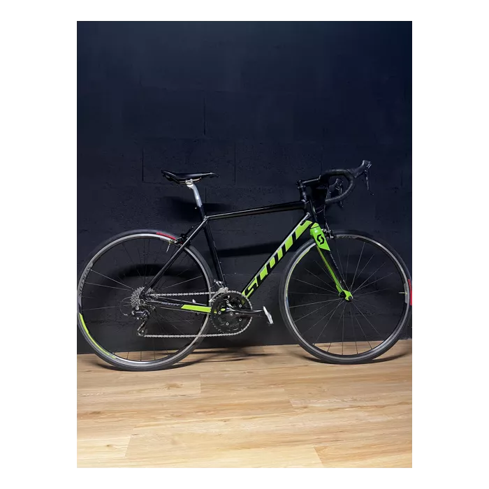 scott 30  SCOTT  LES ÉQUIPIERS