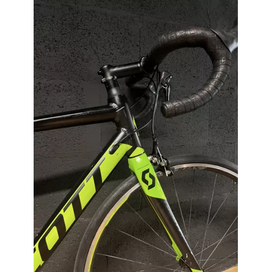 scott 30  SCOTT  LES ÉQUIPIERS