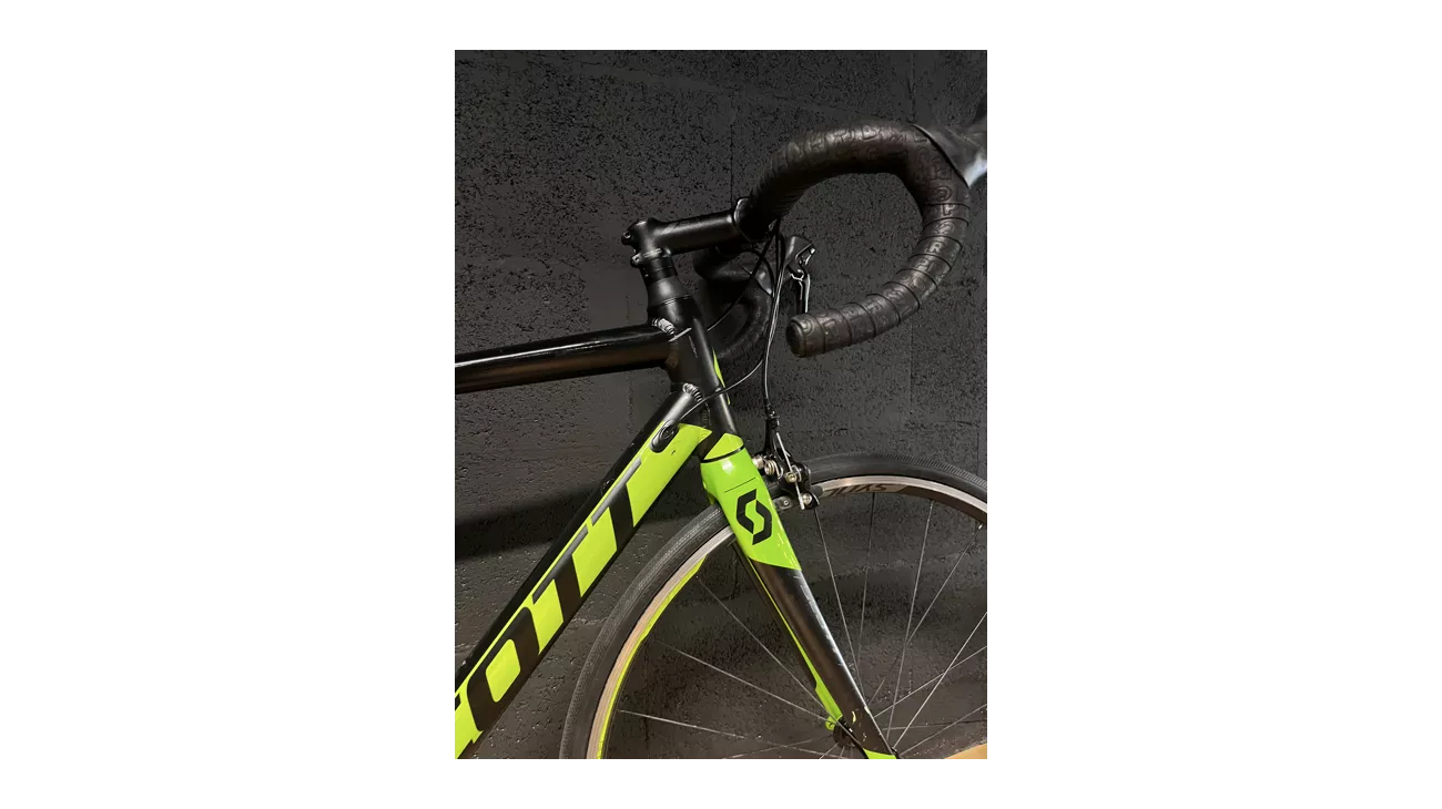 scott 30  SCOTT  LES ÉQUIPIERS