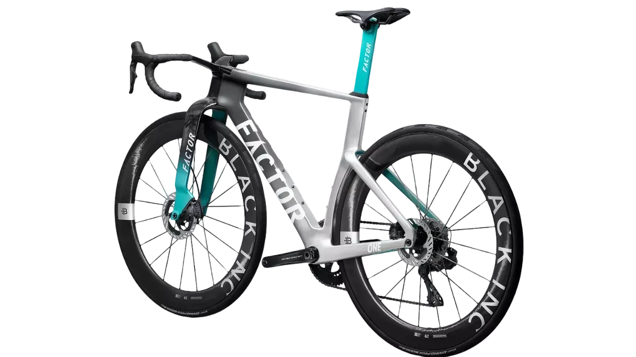 Factor ONE Silverstone - SRAM Red AXS - Roues Black Inc 62 | Les Équipiers