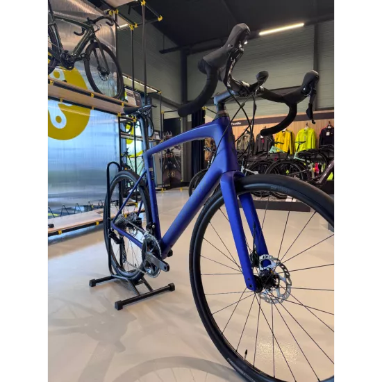 Specialized Roubaix SL8 Sport occasion reconditionné - Shimano 105 12v carbone