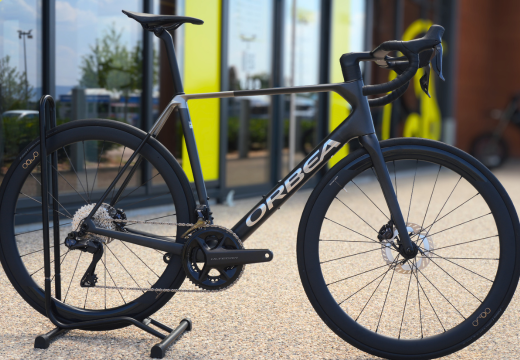 Orbea Orca : l'équilibre parfait entre légèreté et performance