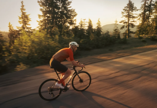 Factor O2 VAM : le vélo qui transforme la montagne en terrain de jeu